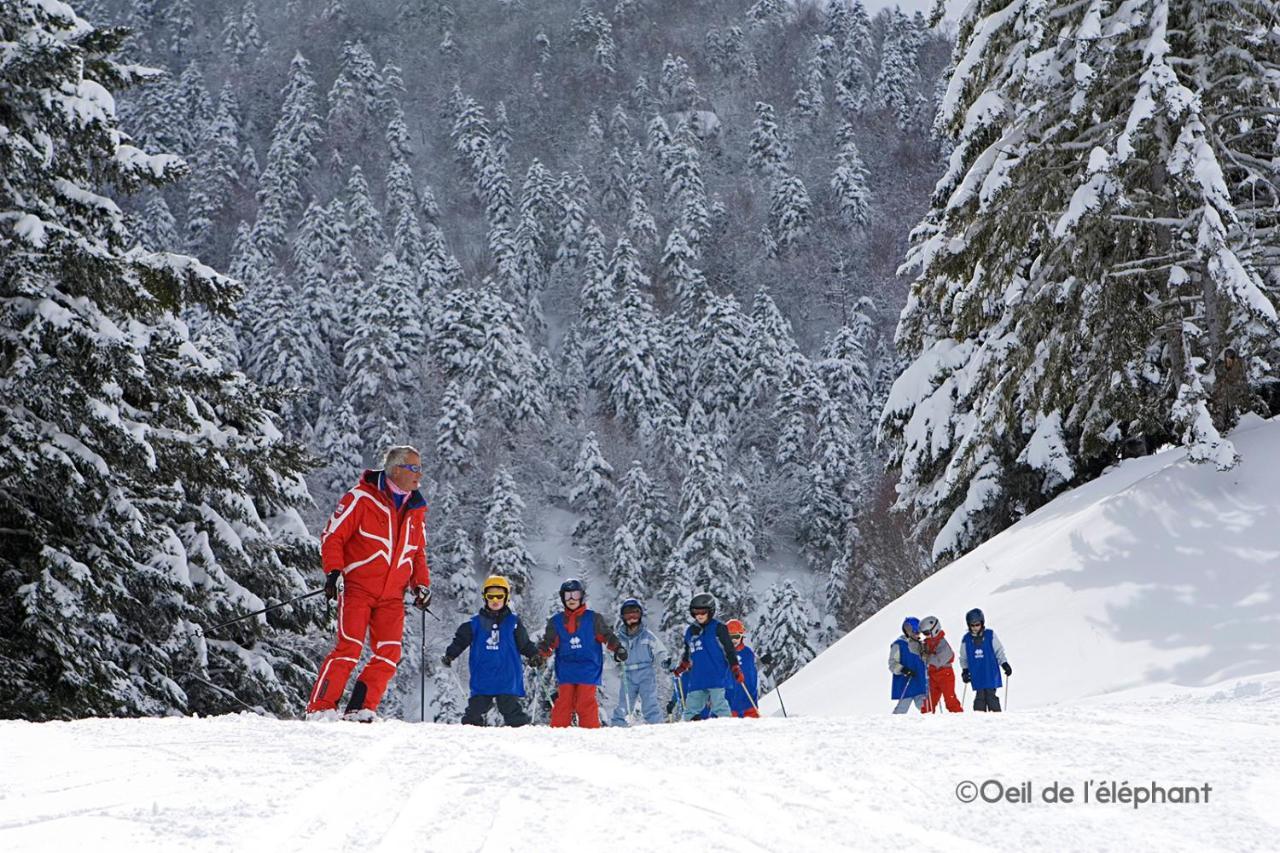 Belle Sayette - A 200M Des Pistes - Pour 8 Personnes Appartement Génos Buitenkant foto