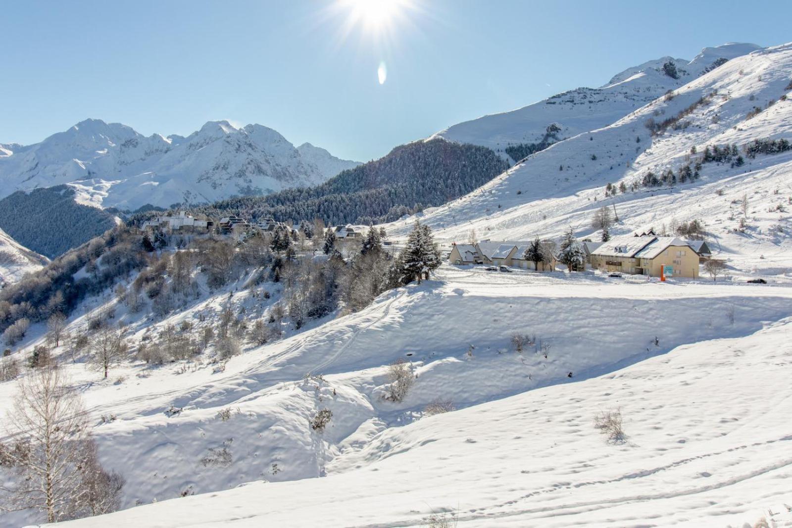Belle Sayette - A 200M Des Pistes - Pour 8 Personnes Appartement Génos Buitenkant foto